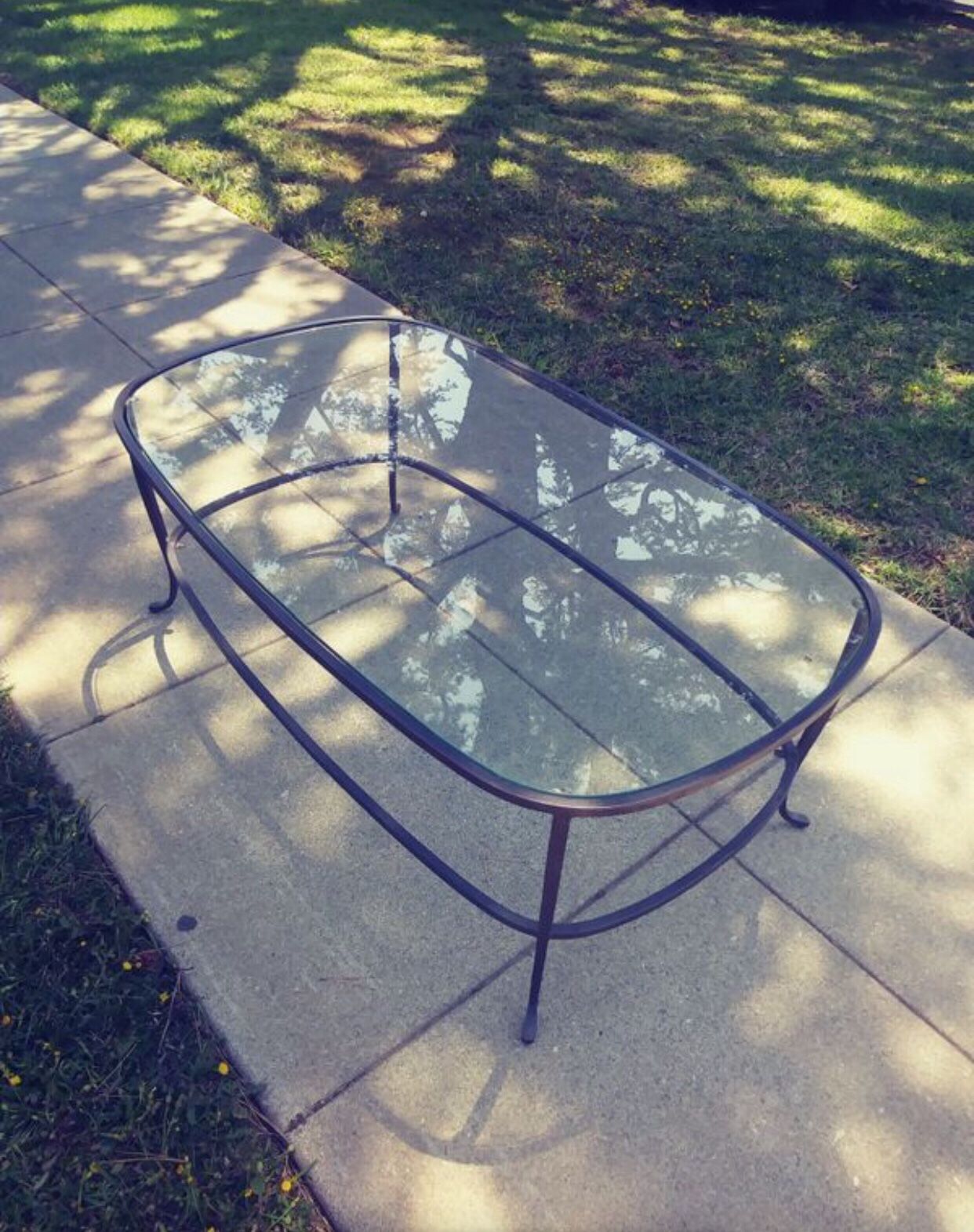 Antique Glass coffee table no scratches looks so elegant!