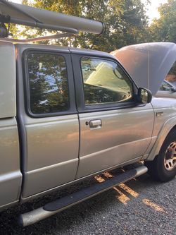 2003 Mazda b4000  threw a rod
