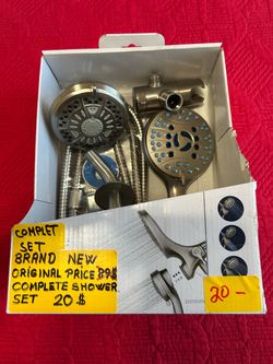 Brand new shower head set 20$