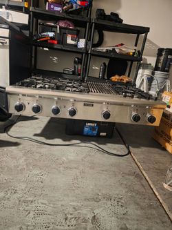 Stainless Steel Gas Cooktop with Center Grill