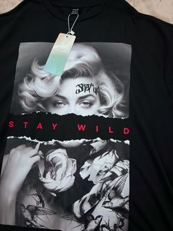 Size small Oversized  SHEIN Black Graphic Tee – Stay Wild Print