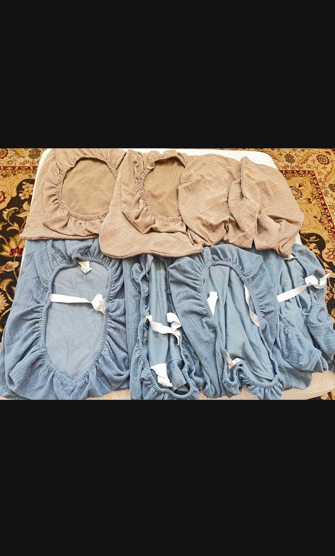 Forros Para Sillas  $30 Por Los Dos Sets De 4 