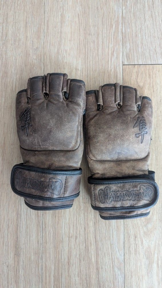 Hayabusa MMA - 4oz Gloves