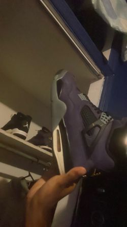Jordan selling them  send money now and come for pick up
