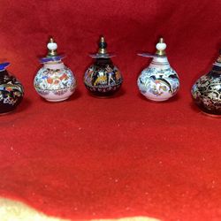 Vintage 3 Inch Set of 5 Oil/Perfume 24k gold Ceramic Vase Collectibles (Read Description)