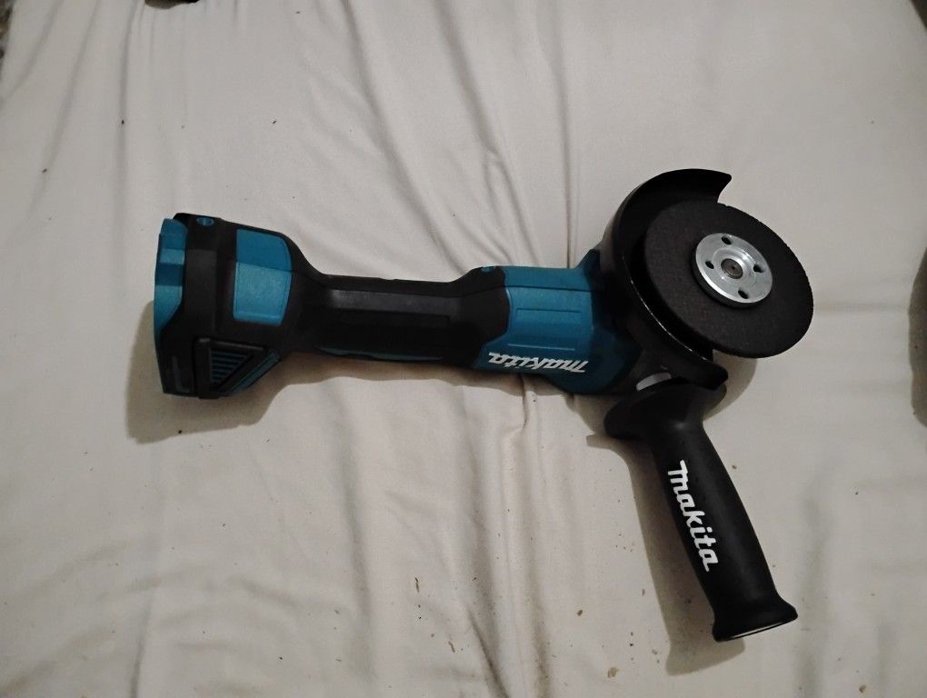 Brand New Makita 5 Inch Grinder (Tool Only)