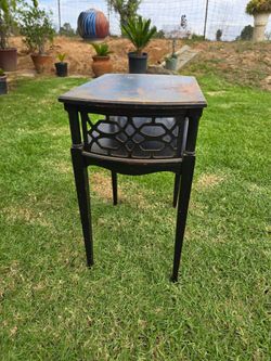 End table