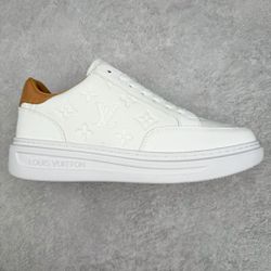 Louis Vuitton White Shoes With Box 