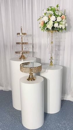 White Cylinder Pedestal Display Stand Set