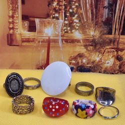 LOT OF 9 VINTAGE RING. ALL SIZE 6.5
