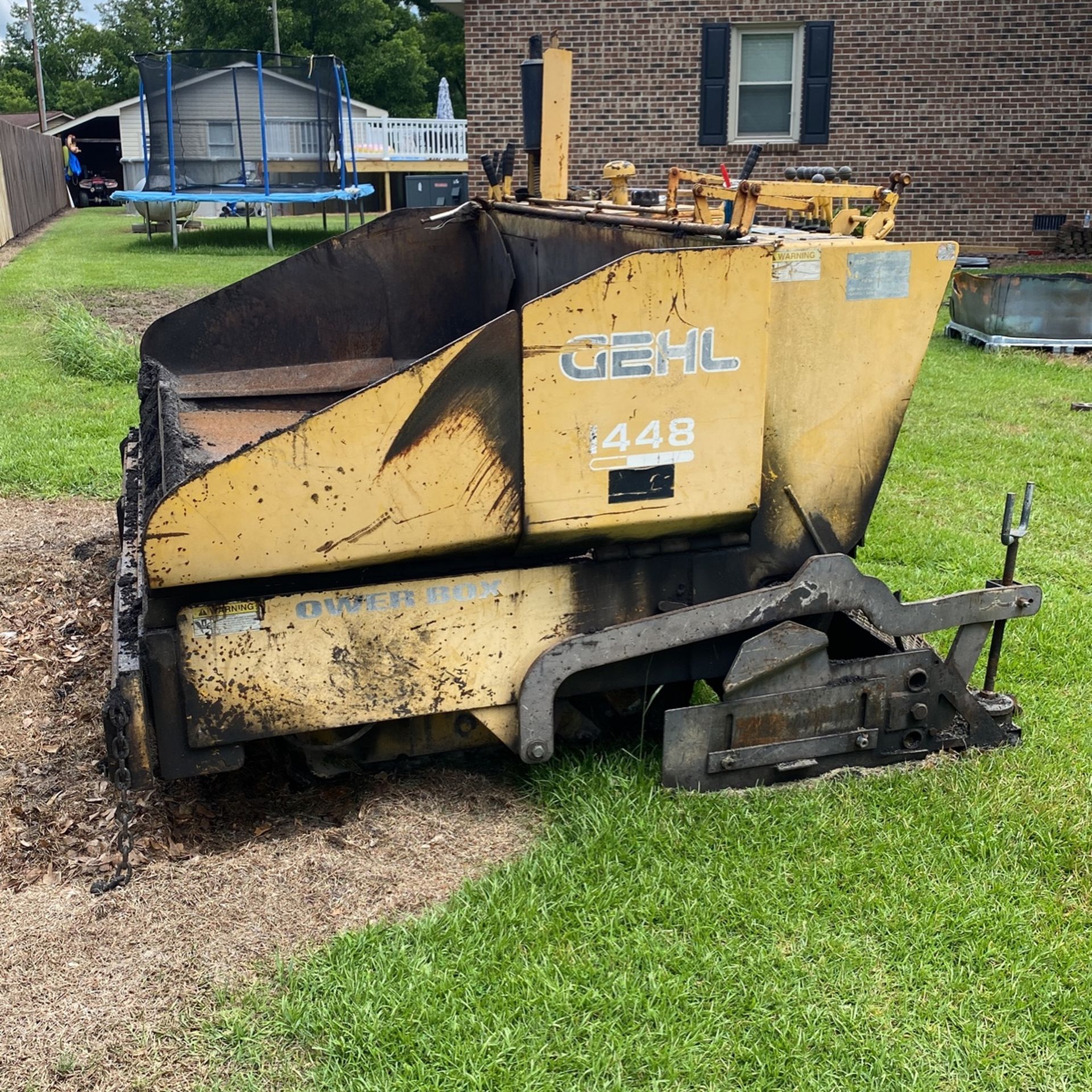 Gehl 1448 Asphalt Paver 