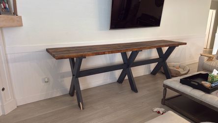 10 foot bar table no chairs