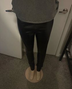 Black leggings