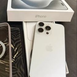 iPhone 15 Pro max 256 GB Unlocked excellent condition like new