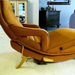 1952 Contour Massage Chair. Lounge Chaise