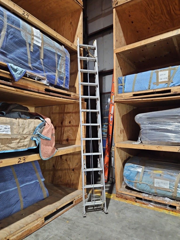 Aluminum 24" Extension Ladder 