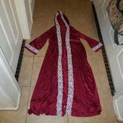 VINTAGE BURGUNDY RED WHITE LACE HOODED BUTTON UP SILK GOWN ROBE PAJAMA MEDIEVAL VICTORIAN CAPE RENAISSANCE DRESS OVERCOAT COAT CLOAK