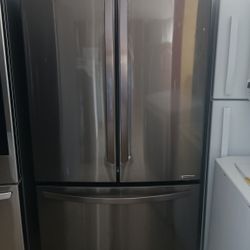 L.G. REFRIGERATOR EVERYTHING GOOD