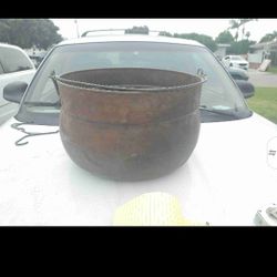 ANTIQUE COPPER CAULDRON