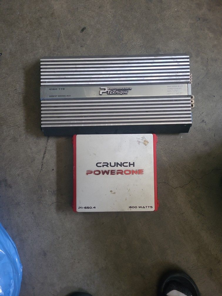 Performance Teknique and Crunch Power one Amplifier