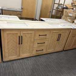 72” Bathroom Vanity In Wood Color 