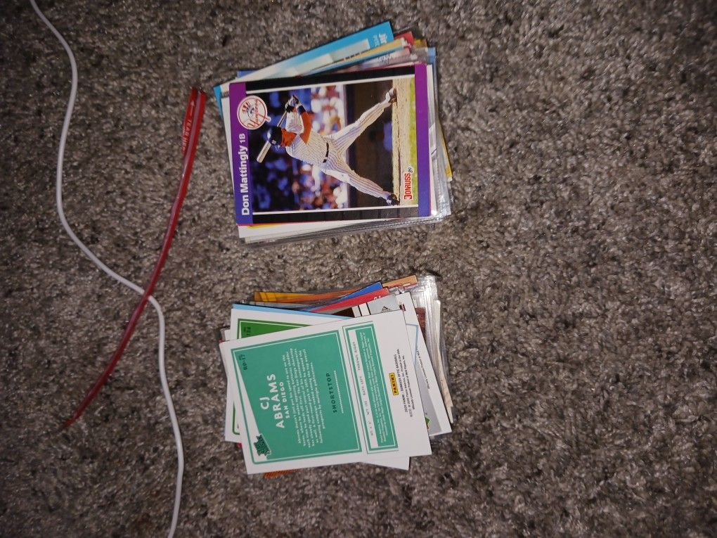 100+ Baseball Cards