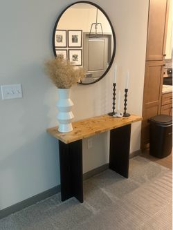 Colsole table  with mirror must sell moving