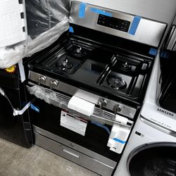 GE GAS 30” FREESTANDING STOVE