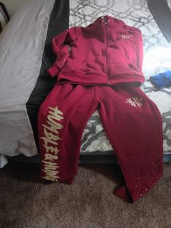 Humble&Hungry sweat suit