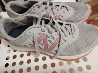 New Balance Size 9.5