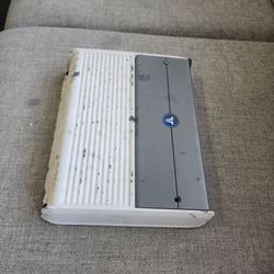 Marine JL audio m400.4 used