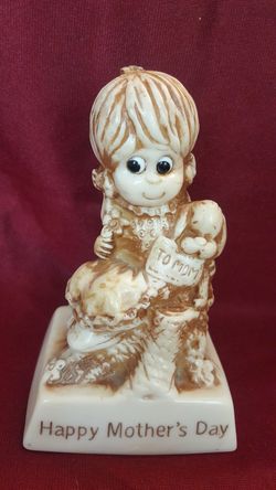 Russ Berrie figurine