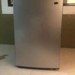 Mini Fridge For Sale