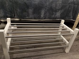 Shoe rack