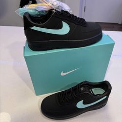 Nike AF1 x Tiffany Co. (check out my page 🔥) 