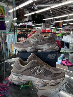 Women’s New Balance 9060 Mushroom Timberwolf