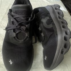 On Cloud Shoes 