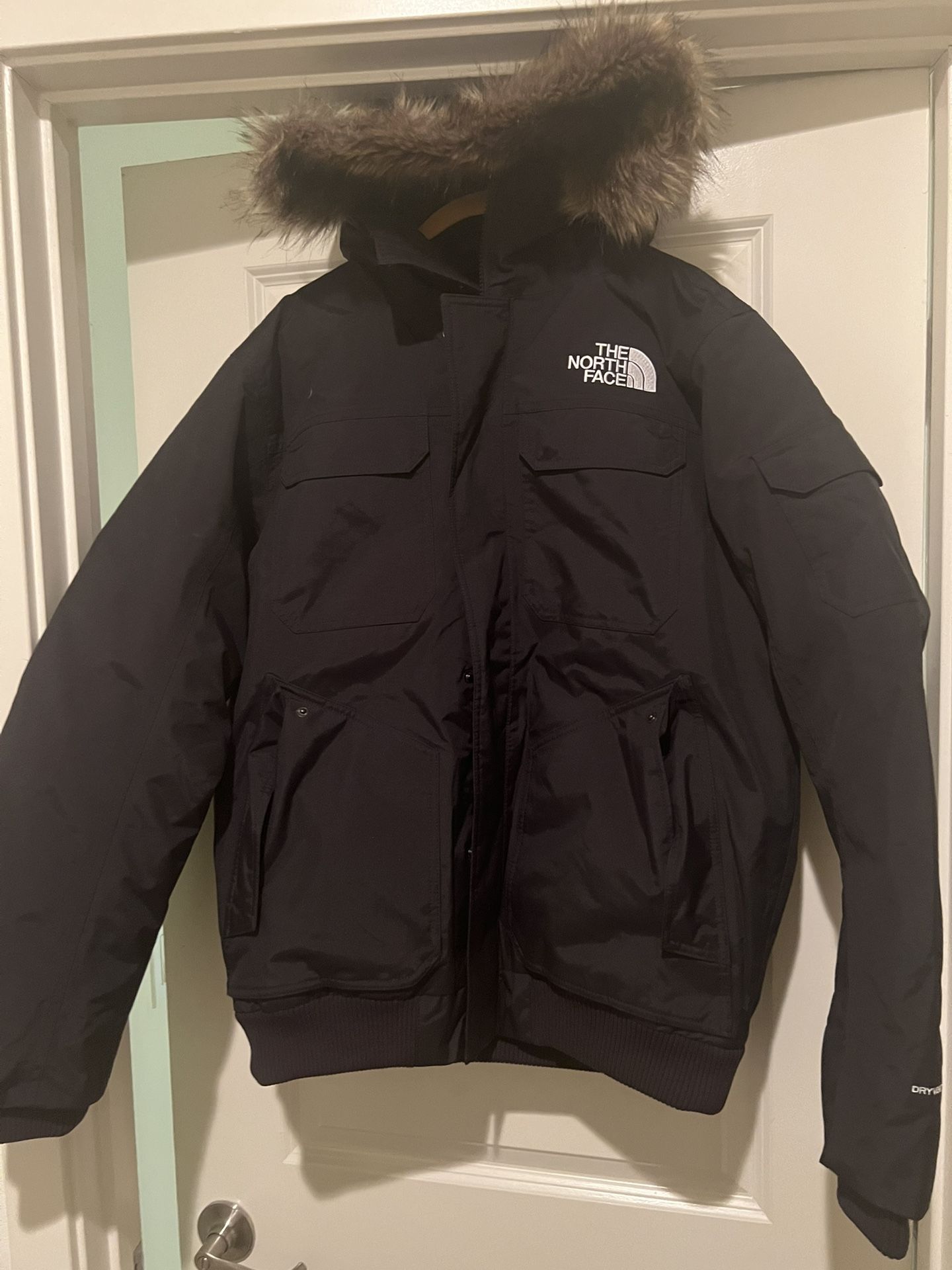 North Face Men’s Bomber Jacket (BRAND NEW)
