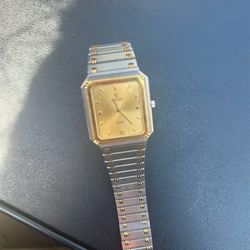 Concord La Costa Quartz 18k Solid Yellow Gold Bezel