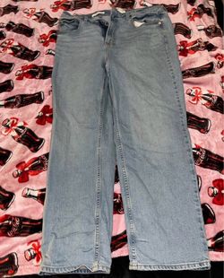 14R Straight Target Jeans