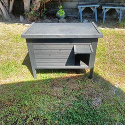 Cat house