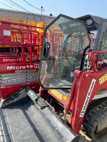 2019 TAKEUCHI SKID STEER TL6