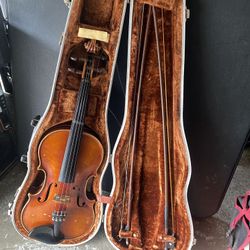 Violin With Case And Bow 