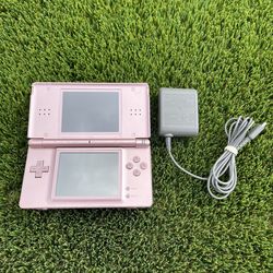Nintendo DS Lite With Charger 