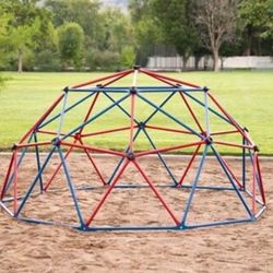 Lifetime 60 Inch Dome Climber