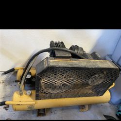 Air compressor