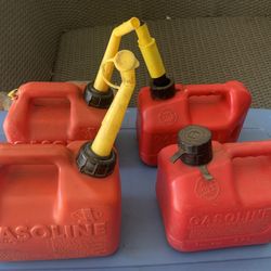Gasolina Containers 