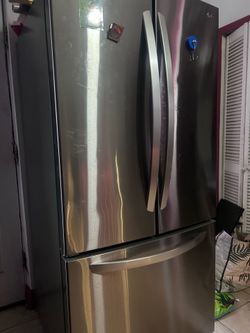 Lg refrigerator