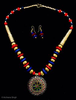 Archi’s Antique Jewelry Collections