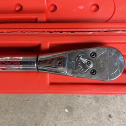 SnapOn Torque Wrench: QC4R600A